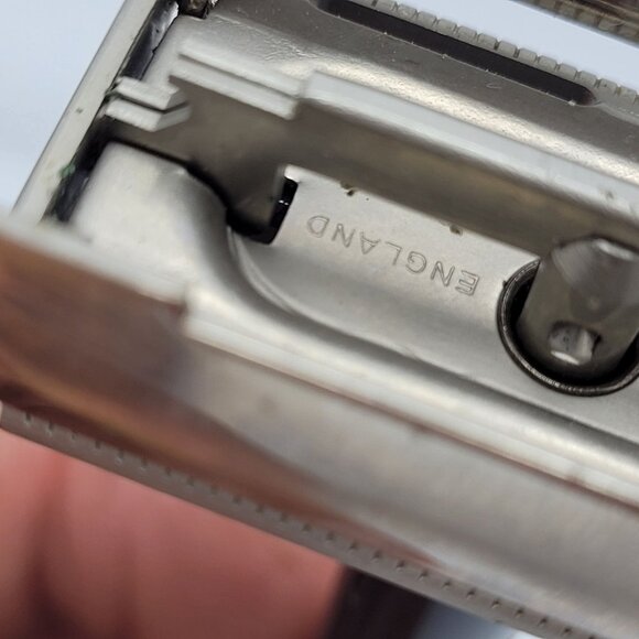 Vtg Wilkinson Sword STICKY Double Edge Safety Shaver Wet Razor Made in England - Picture 10 of 11